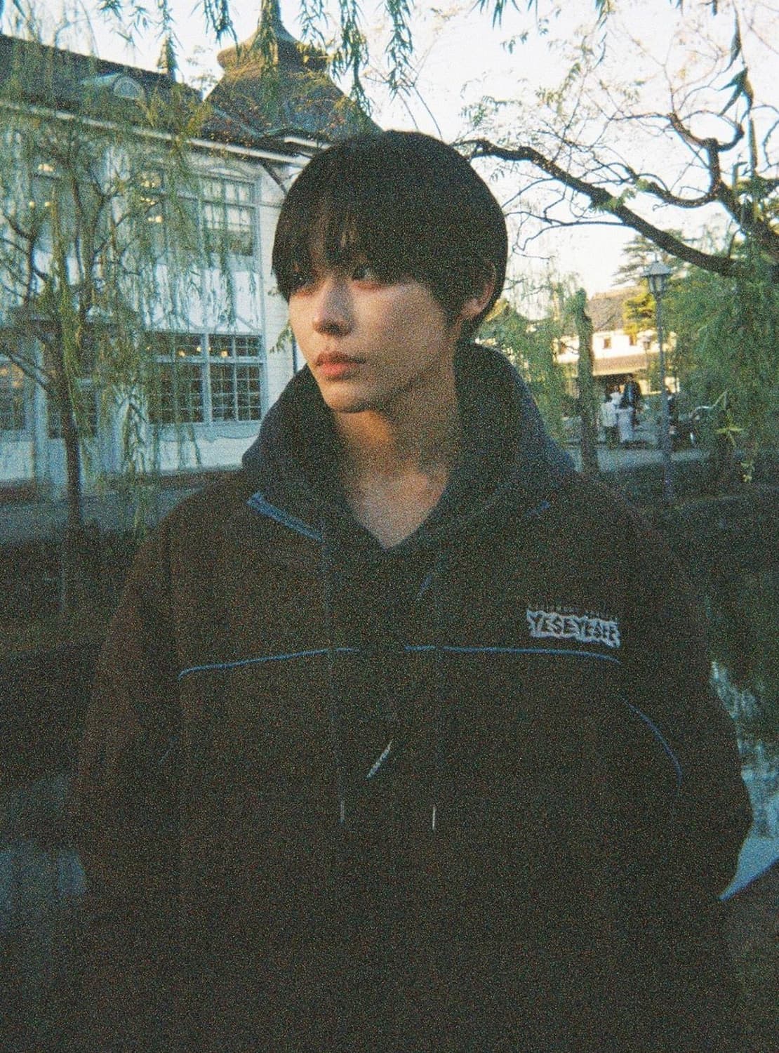 예스아이씨 아이코닉 다운 자켓 패딩 브라운 상품이미지3