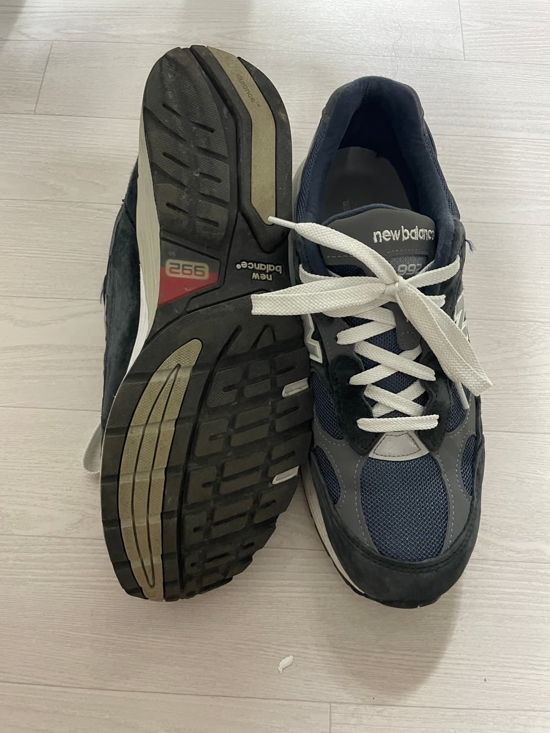 뉴발란스 992 네이비 상품이미지3