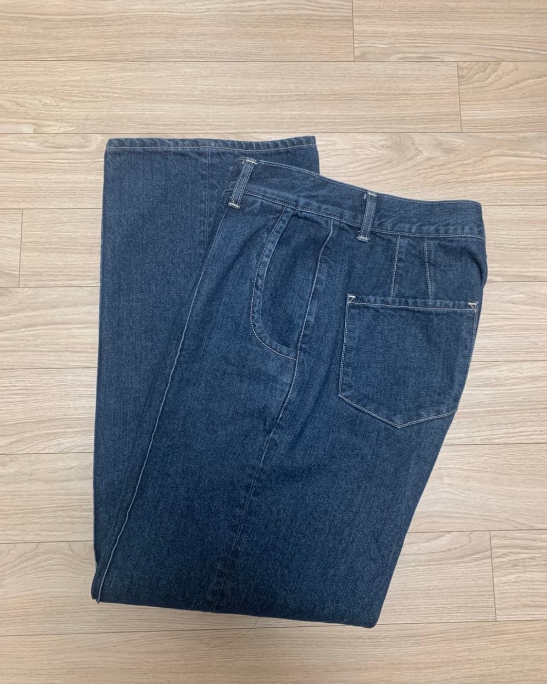 라벨아카이브 핀턱 와이드핏 미드 그린 블루 색상 3사이즈 상품이미지3