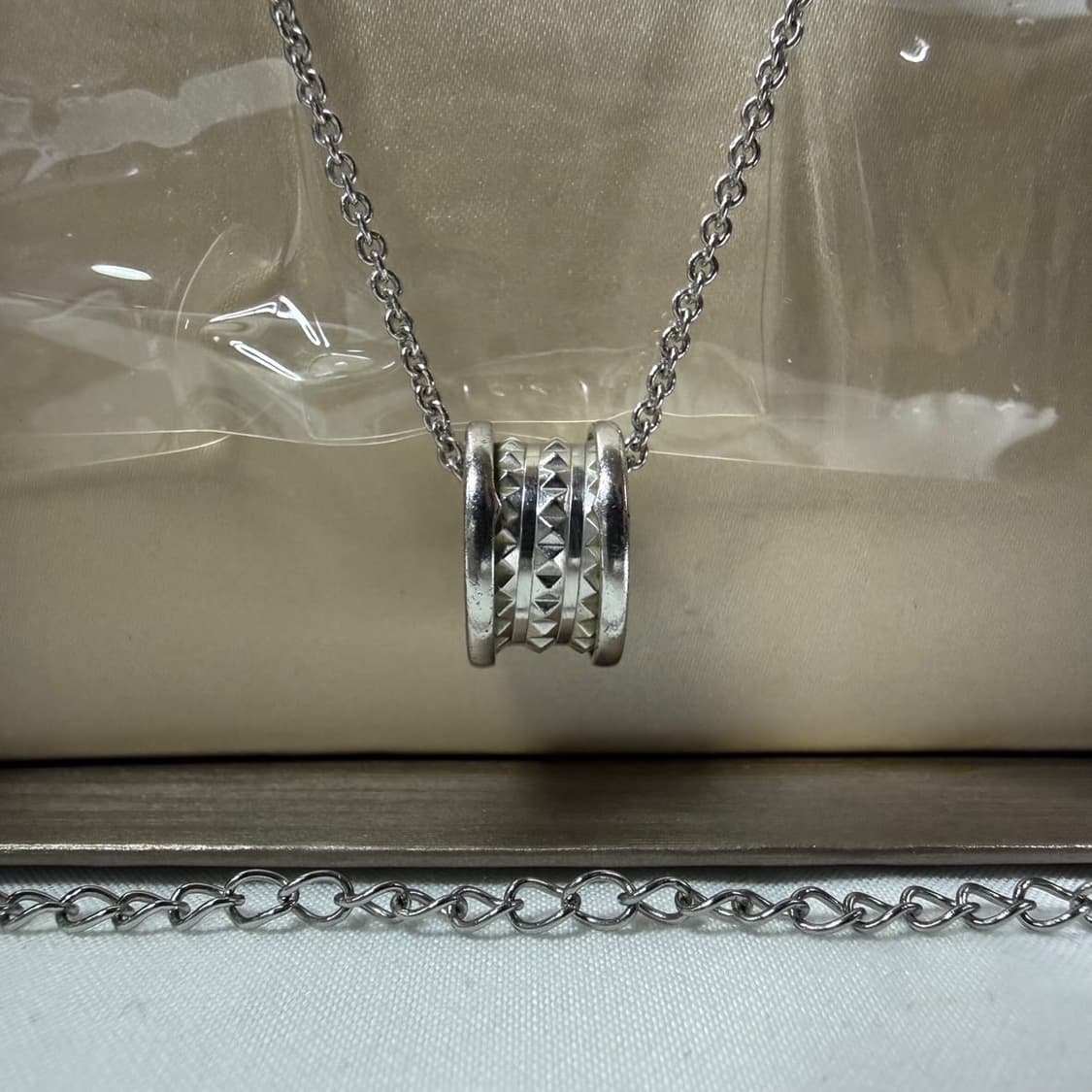 불가리 세이브 더 칠드런 비제로원 락 네클리스 목걸이 상품이미지4