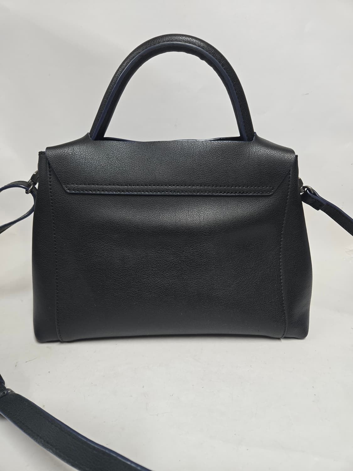 만다리나덕 블랙 레더 토트백 크로스백 상품이미지2