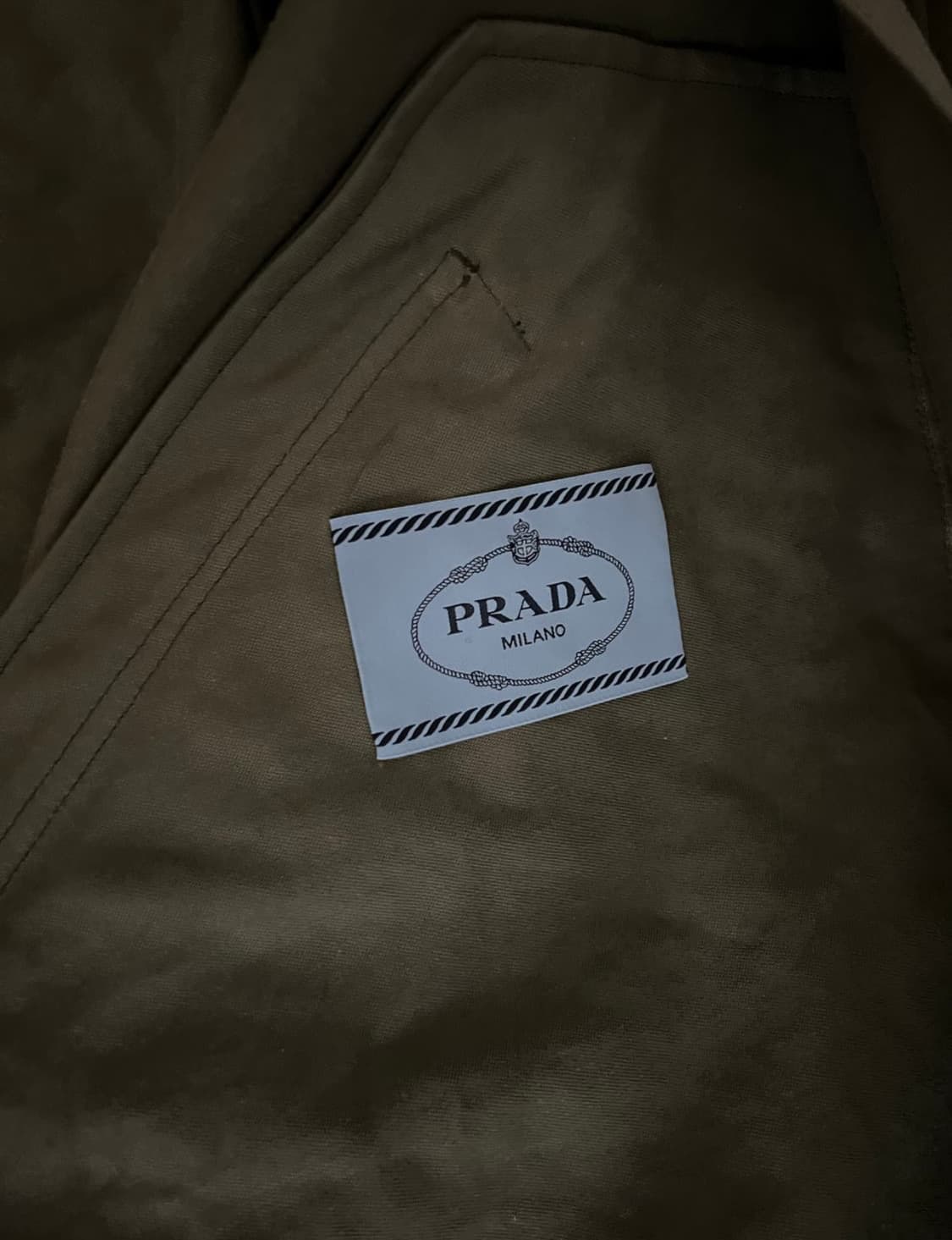 [38] FW23 프라다 후디드 맥시 파카 판매합니다 상품이미지6