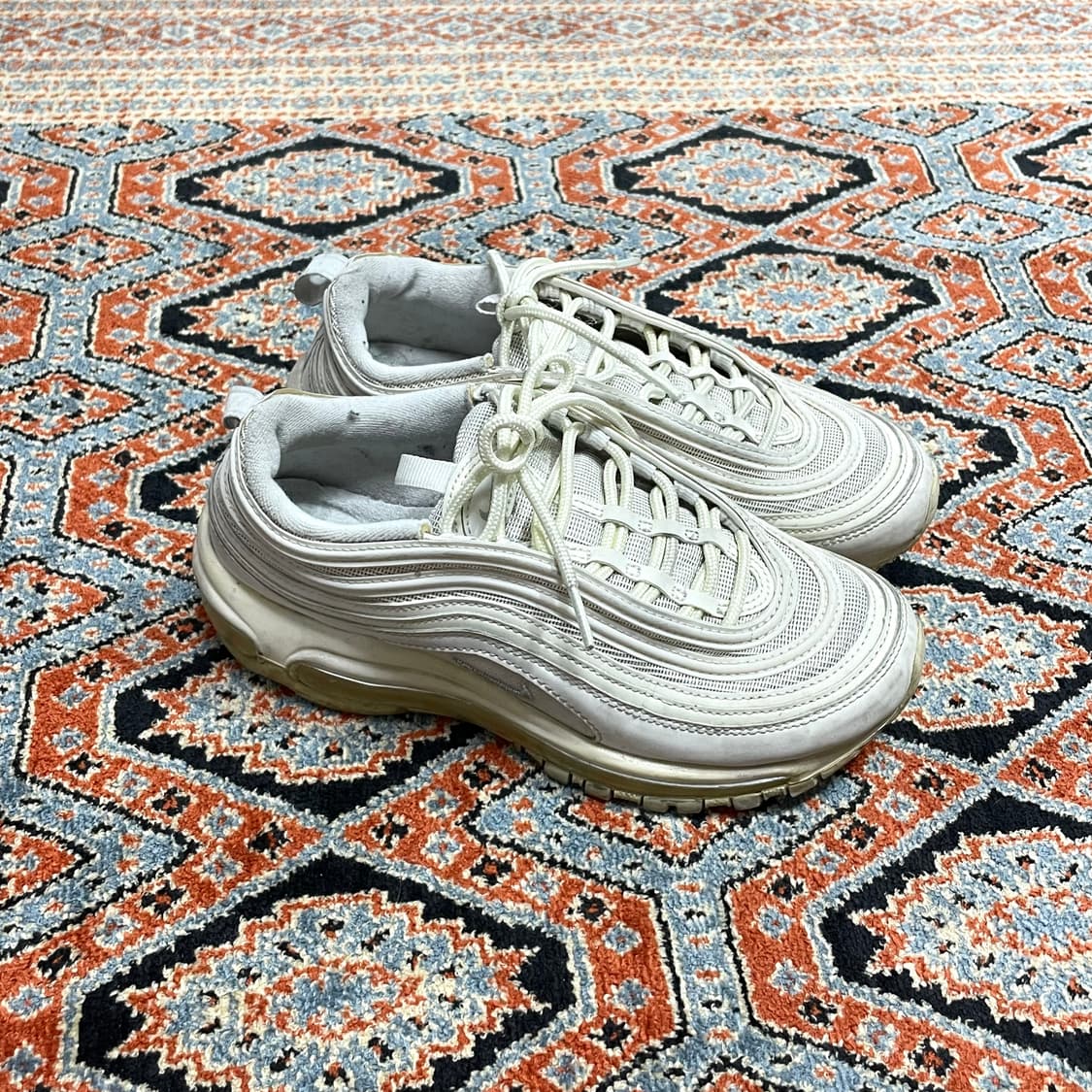 나이키 화이트 에어맥스 운동화 US 7 상품이미지1