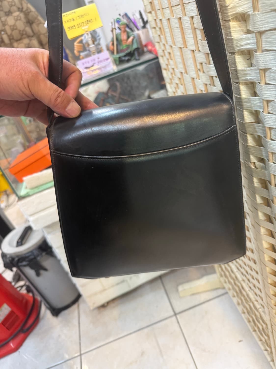 정품 셀린느 트리옹프 탑 크로스백 팝니다 상품이미지4