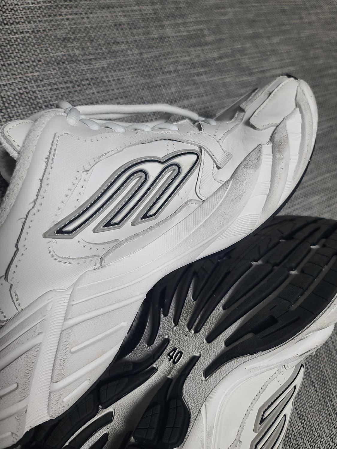 발렌시아가 먼데이 슈 스니커즈 화이트 40 상품이미지5