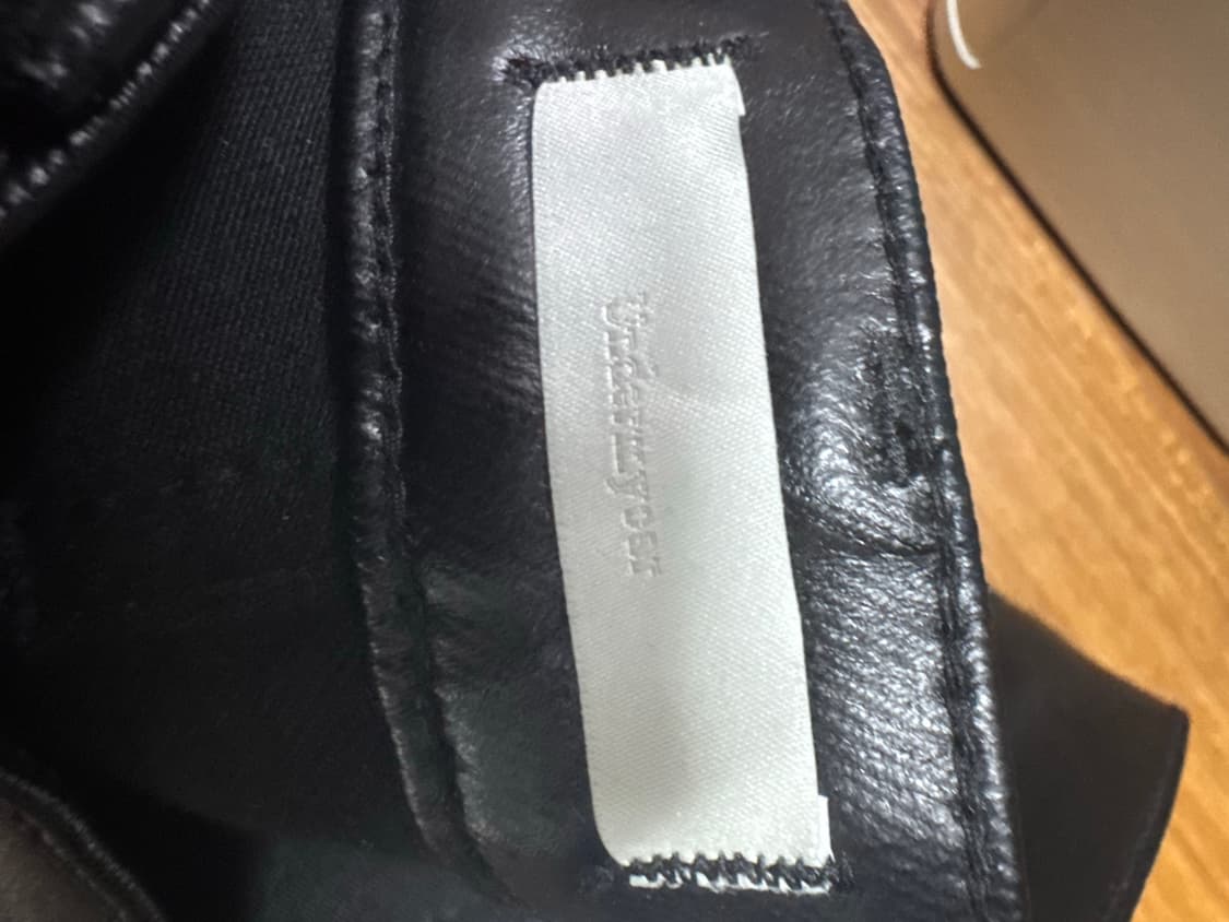 언더마이카 에틀레 슬림 핏 글로시 필름 코티드 진 블랙 잉크 22FW m 상품이미지4