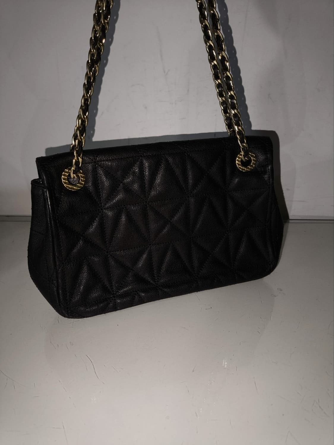 루이까또즈 금장 체인 숄더백 겸용 미니크로스백 상품이미지2