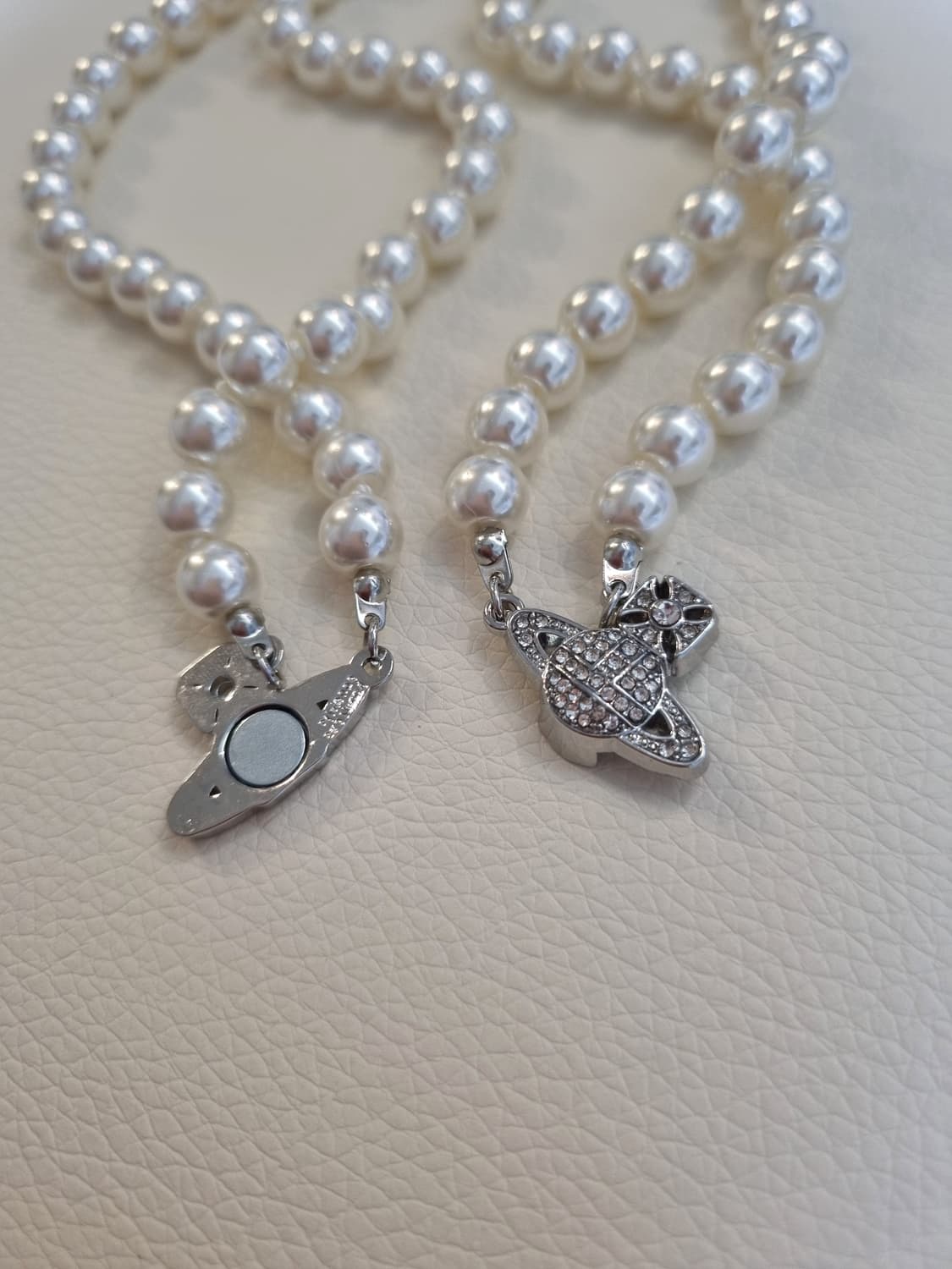 비비안웨스트우드 업사이클링 두줄스왈진주초커목걸이 상품이미지6