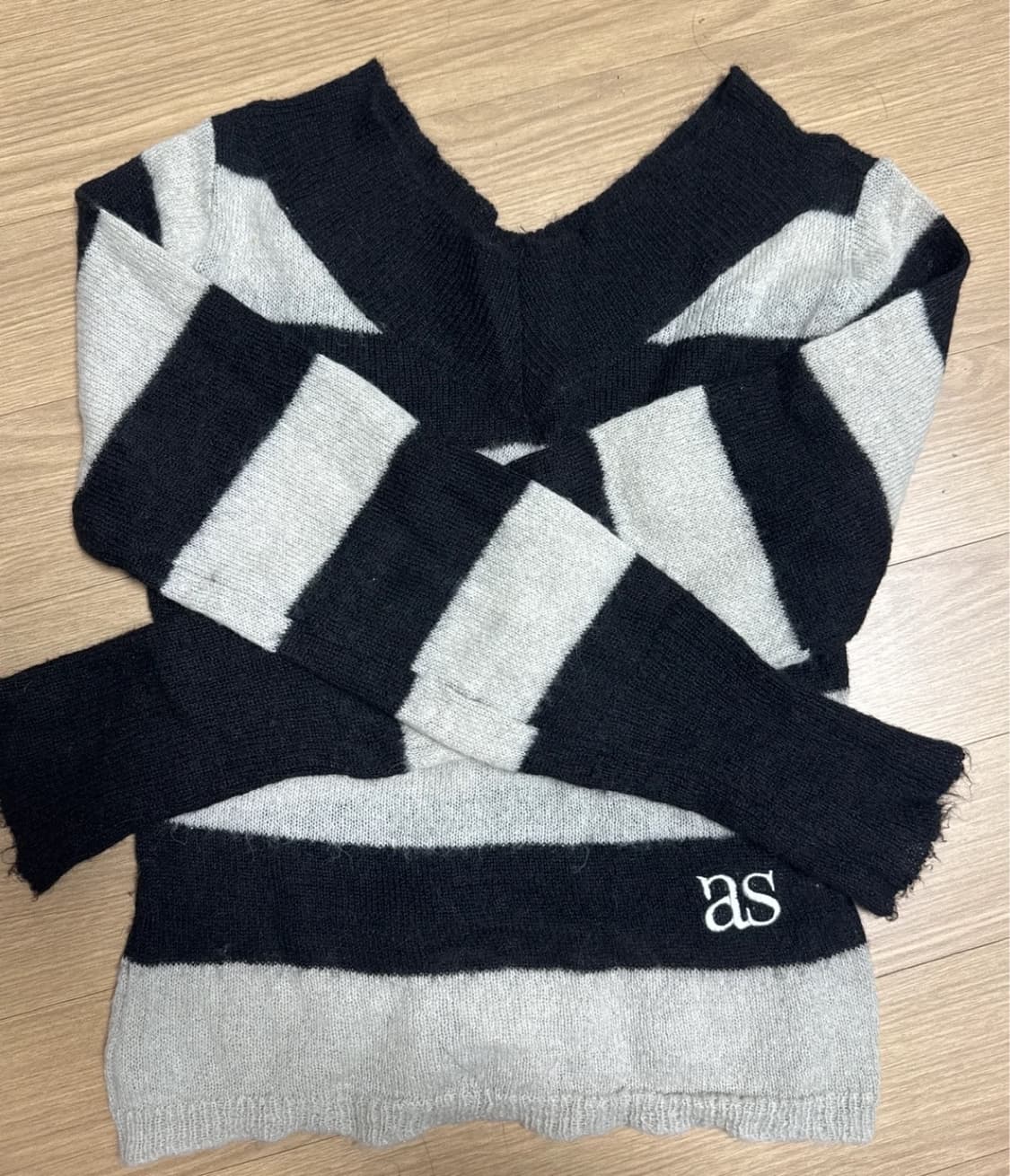 애즈온 스트라이프 포니 니트 상품이미지1