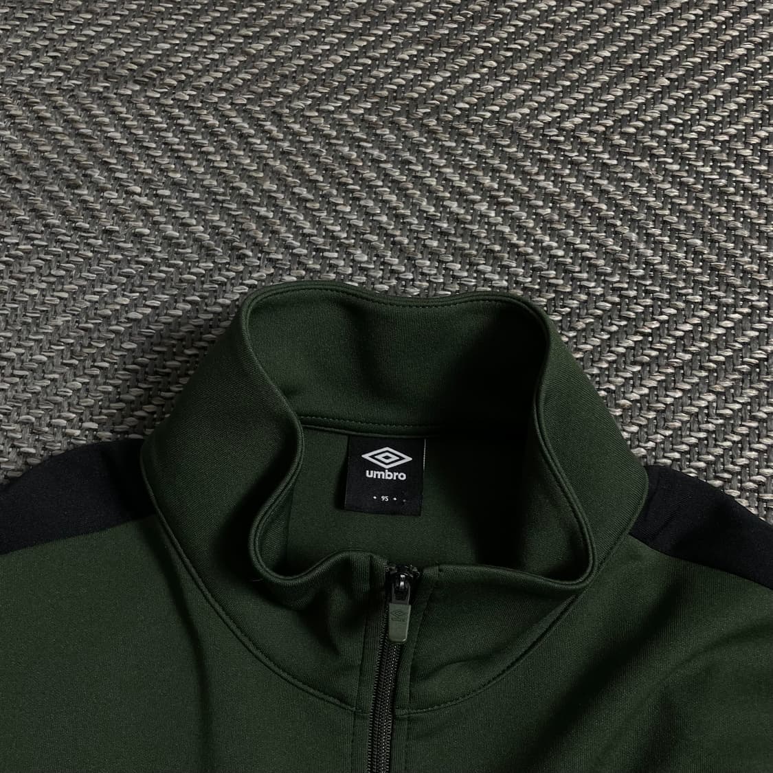 엄브로 솔퍼드 시티 빅로고 풋볼 트랙 자켓o 4664 상품이미지7