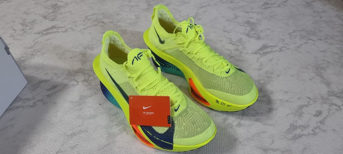 나이키 줌 알파 플라이 넥스트 % 3 볼트 285 상품이미지2