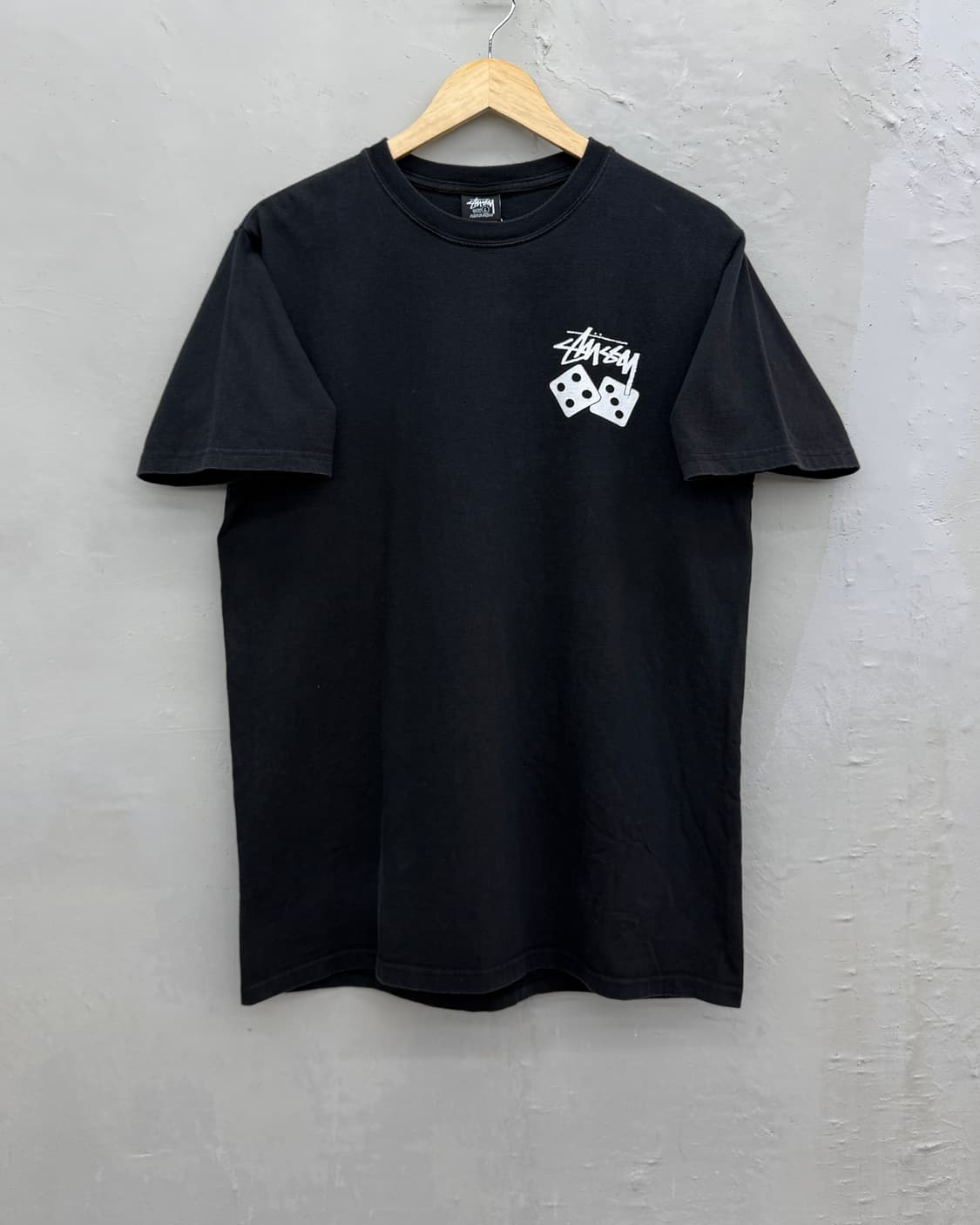 스투시 다이스 백로고 티셔츠 상품이미지1