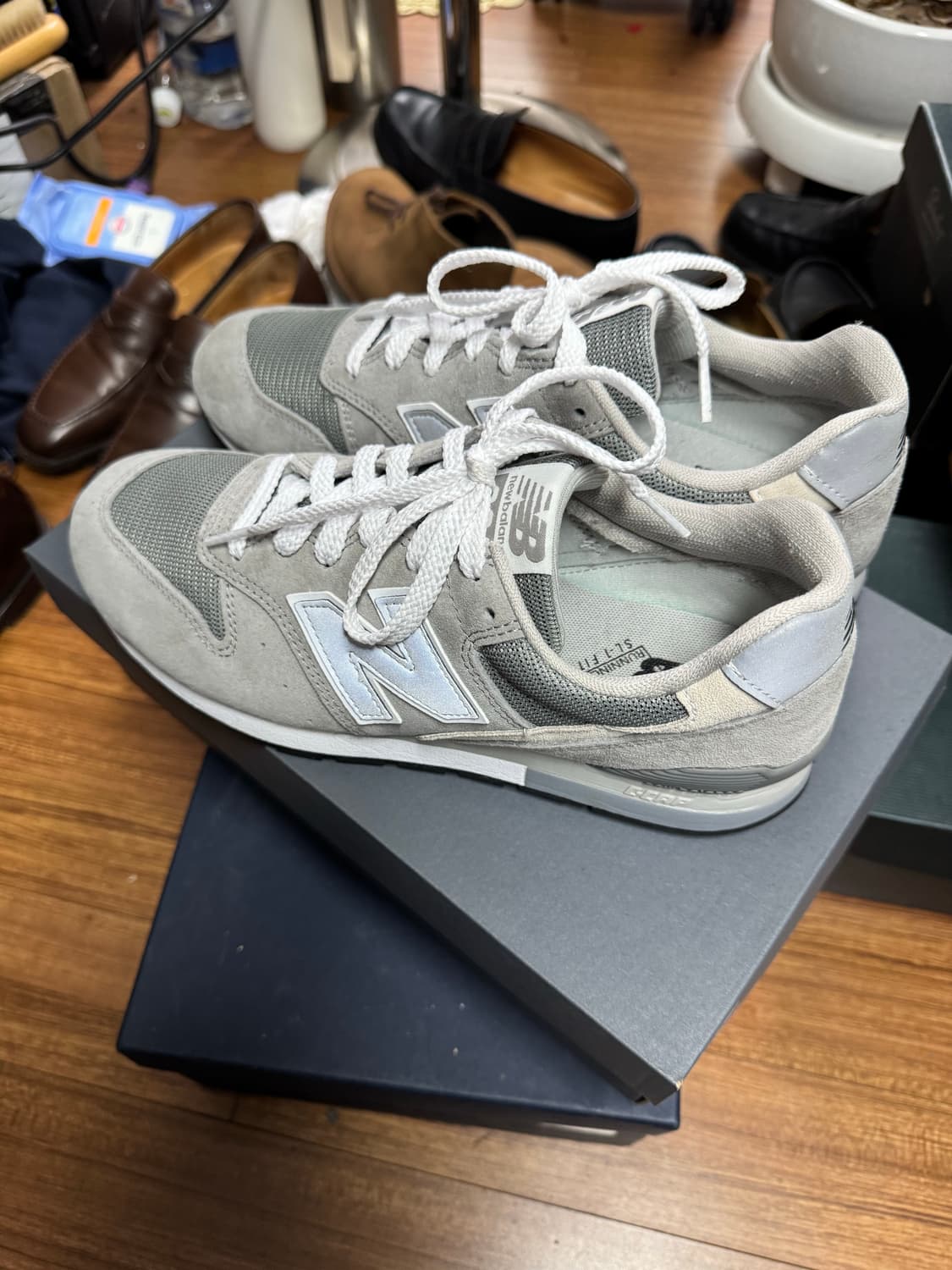 뉴발란스 cm996gr2 그레이 260 상품이미지2