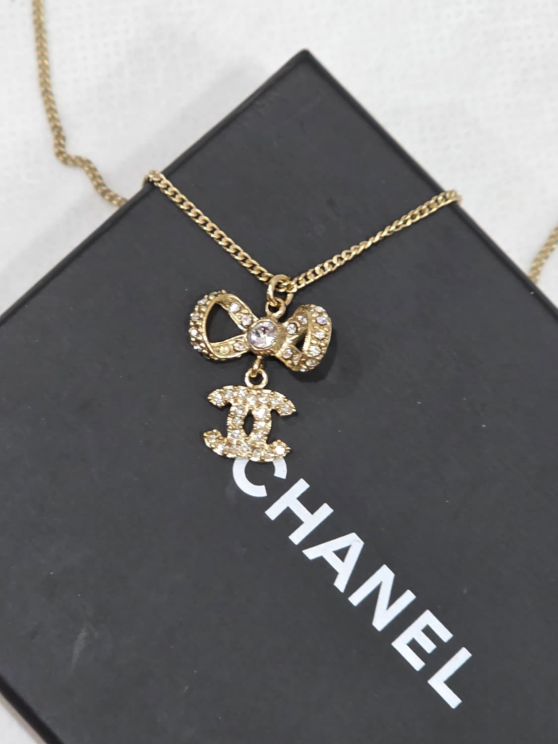 샤넬 라인스톤 리본목걸이 상품이미지7