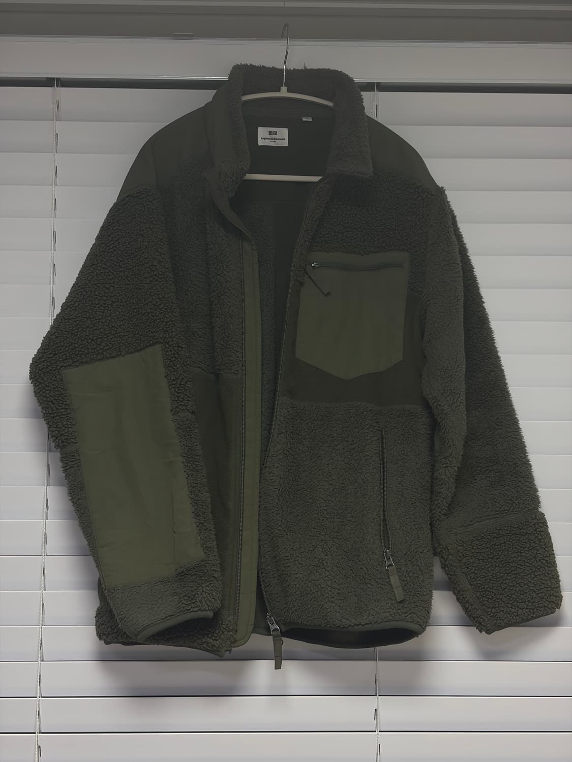 유니클로 엔가 후리스 카키 라지 상품이미지1