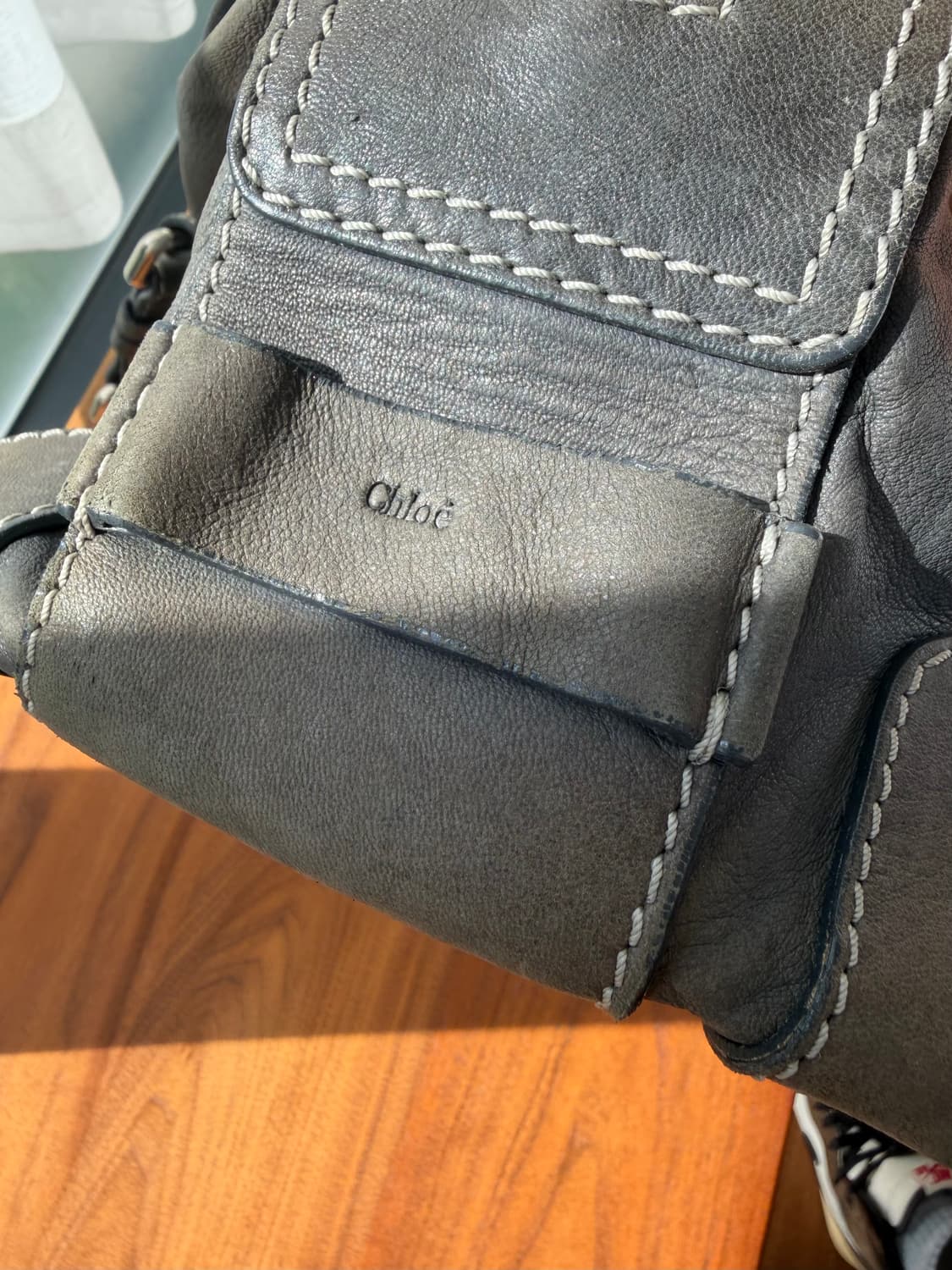 끌로에 빈티지 스터드 로고 토트백 상품이미지8