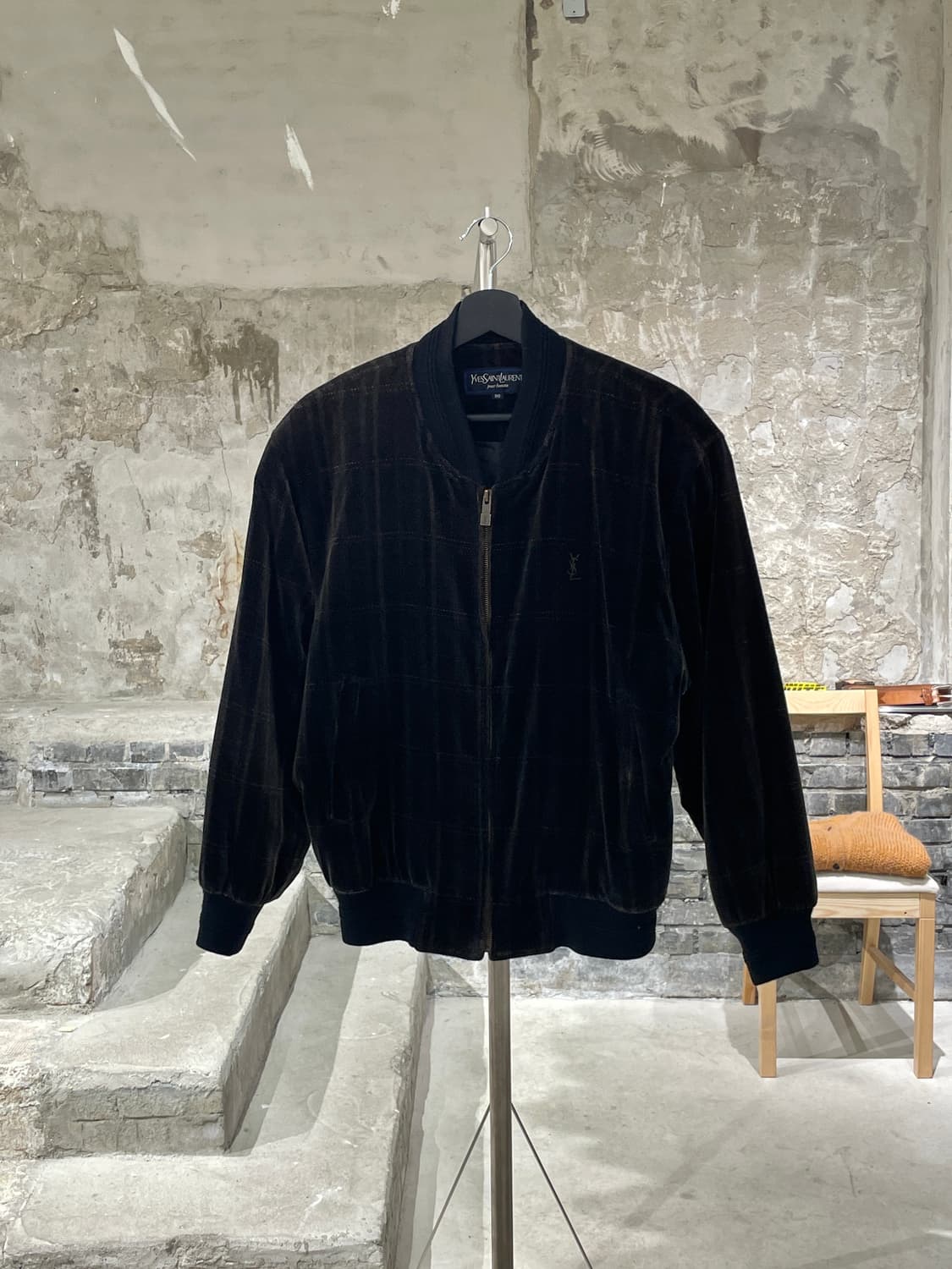 이브 생로랑 뿌르 옴므 다크 브라운 로고 체크 벨벳 자켓 상품이미지1