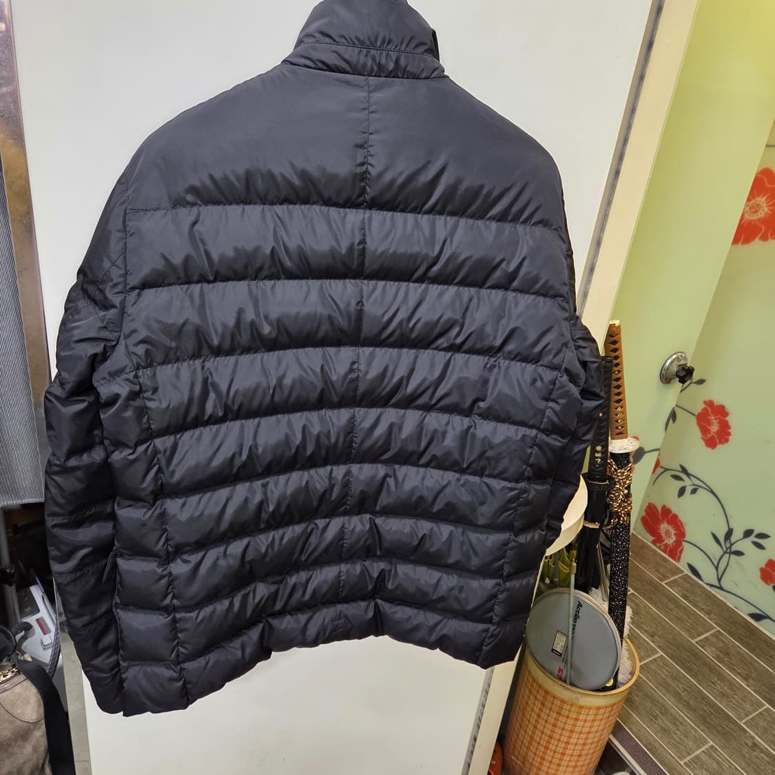 프라다 트라이앵글 패딩 상품이미지5