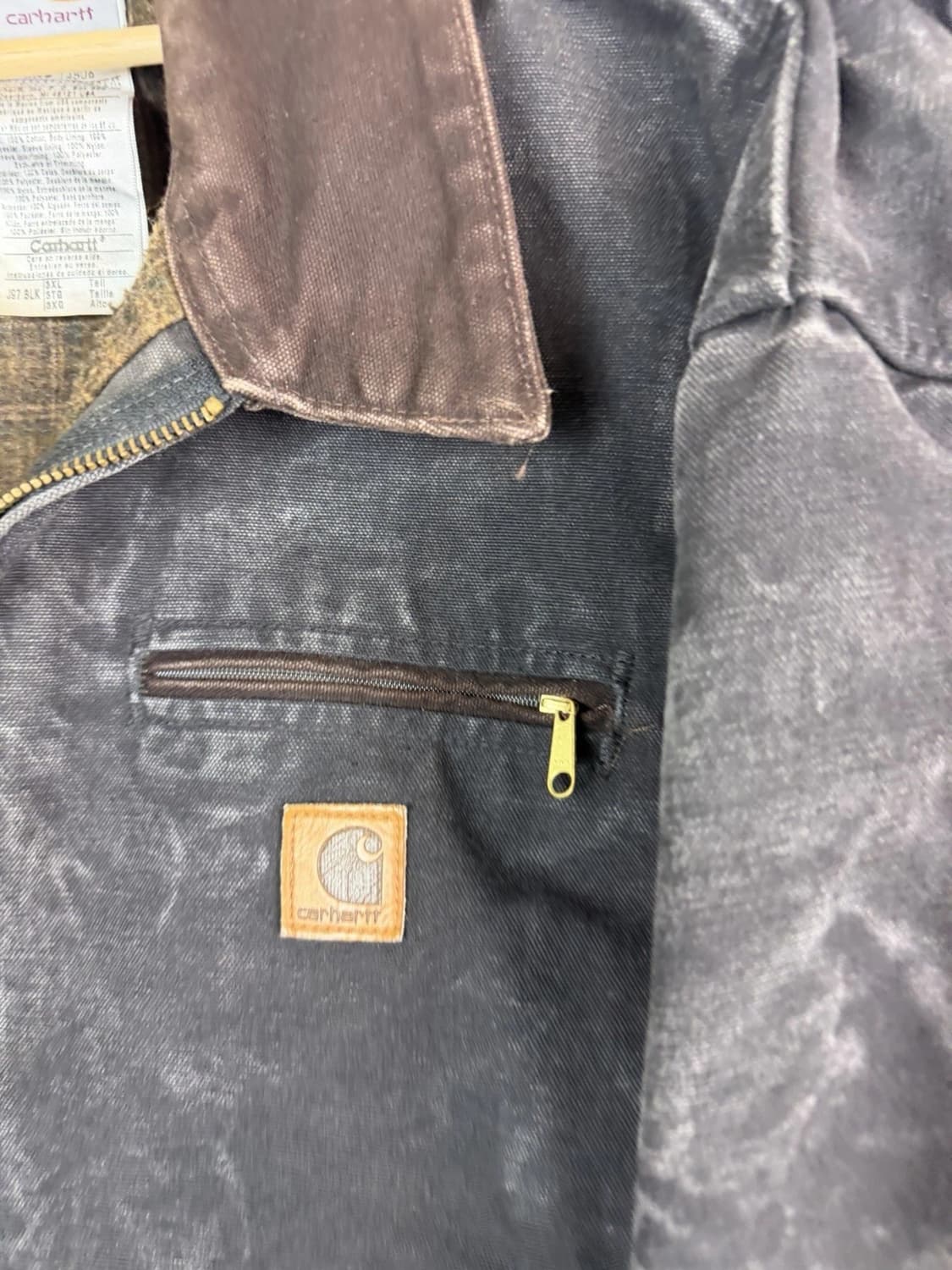 칼하트 J97 빈티지 디트로이트 자켓 블랙 상품이미지2