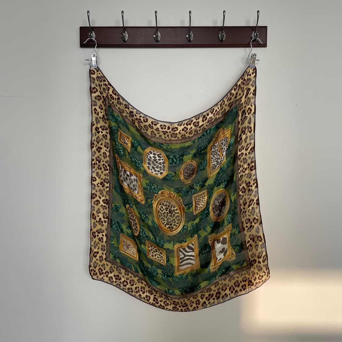 크리스챤 디올 스카프 85 까레 레오파드 패턴 상품이미지2