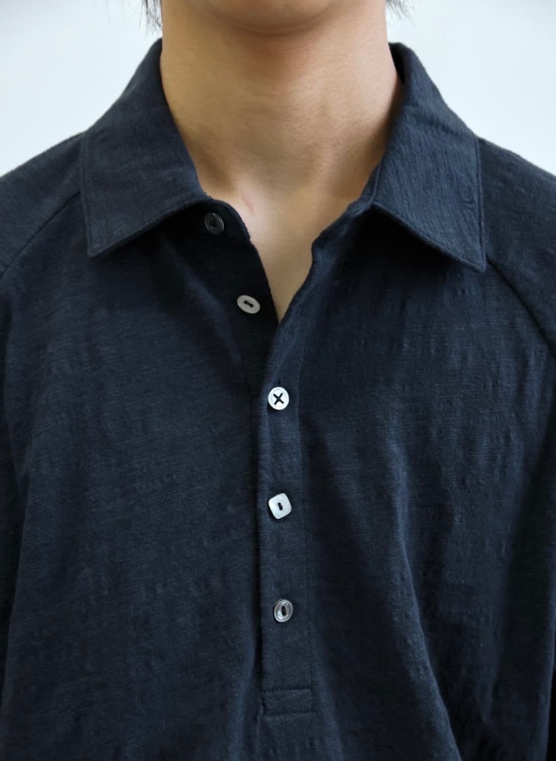 해칭룸 폴로티 블랙 상품이미지5