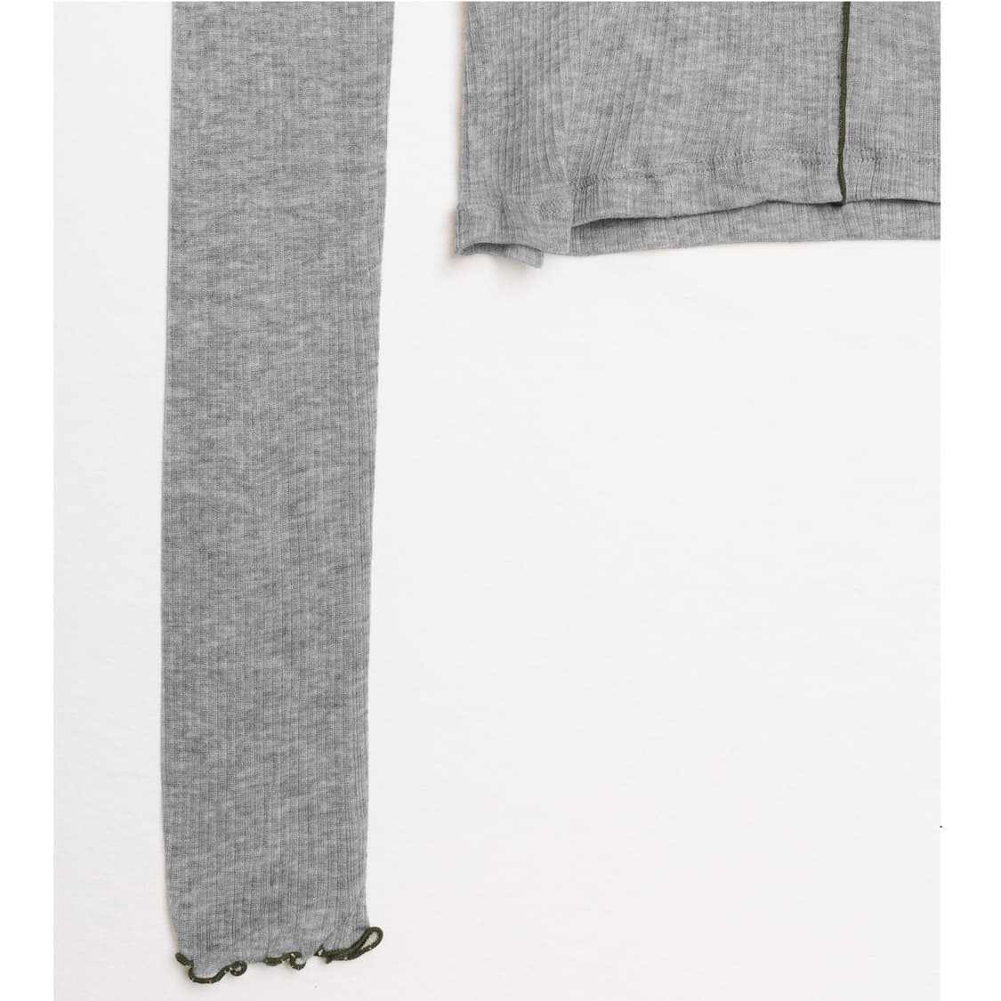 더일마 롤랑 라운드넥 탑 그레이(택안뗀 새상품) 상품이미지4