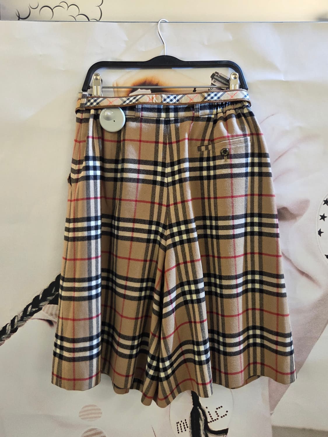 BURBERRY 버버리 노바체크 와이드5부팬츠💯 상품이미지4