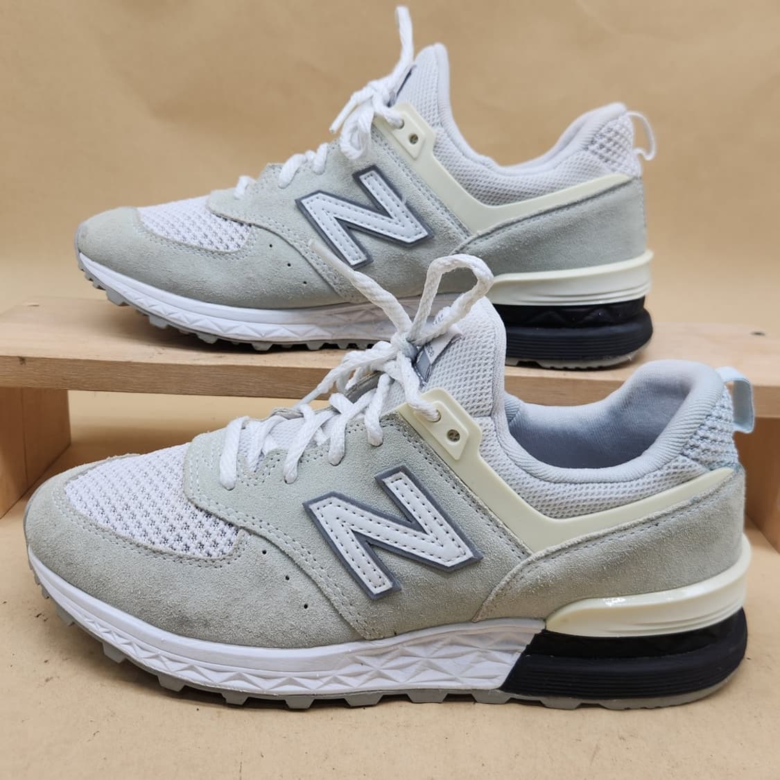 뉴발란스 574 남성운동화 250 상품이미지1