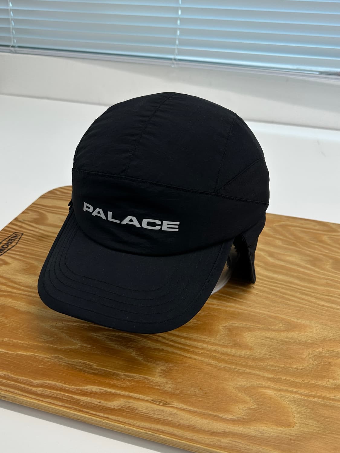 팔라스 이어플랩캡 러너 블랙 23fw 상품이미지2