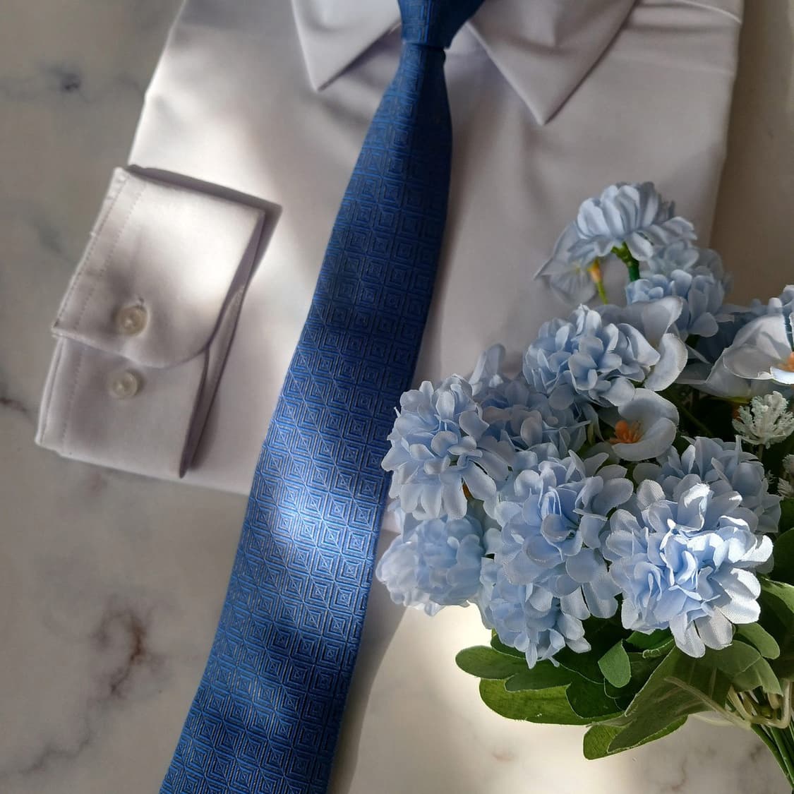 듀퐁 실크 블루 지오메트릭 넥타이 7.9cm A+등급 A19530
 상품이미지5