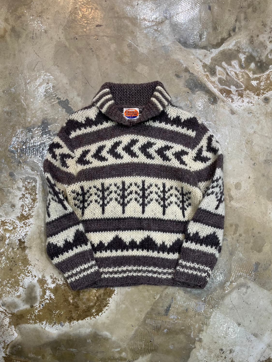 hand made cowichan sweather  상품이미지1