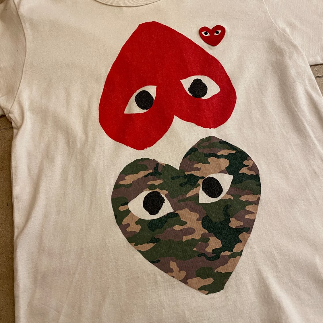 꼼데가르송 플레이 티셔츠 상품이미지3