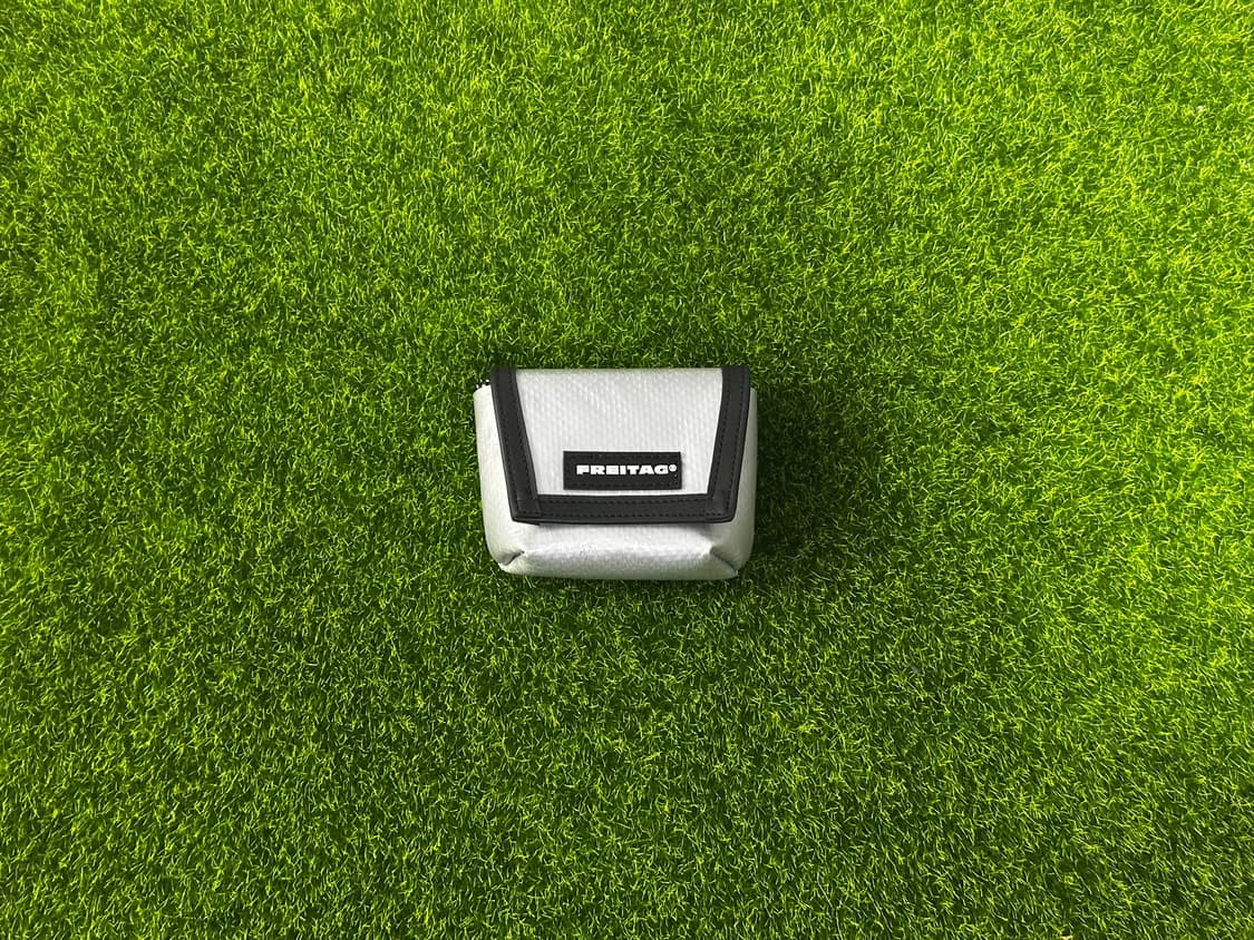 [새상품] 프라이탁 희귀 실버 미니 메신저백 키링 판매 #freitag 상품이미지1