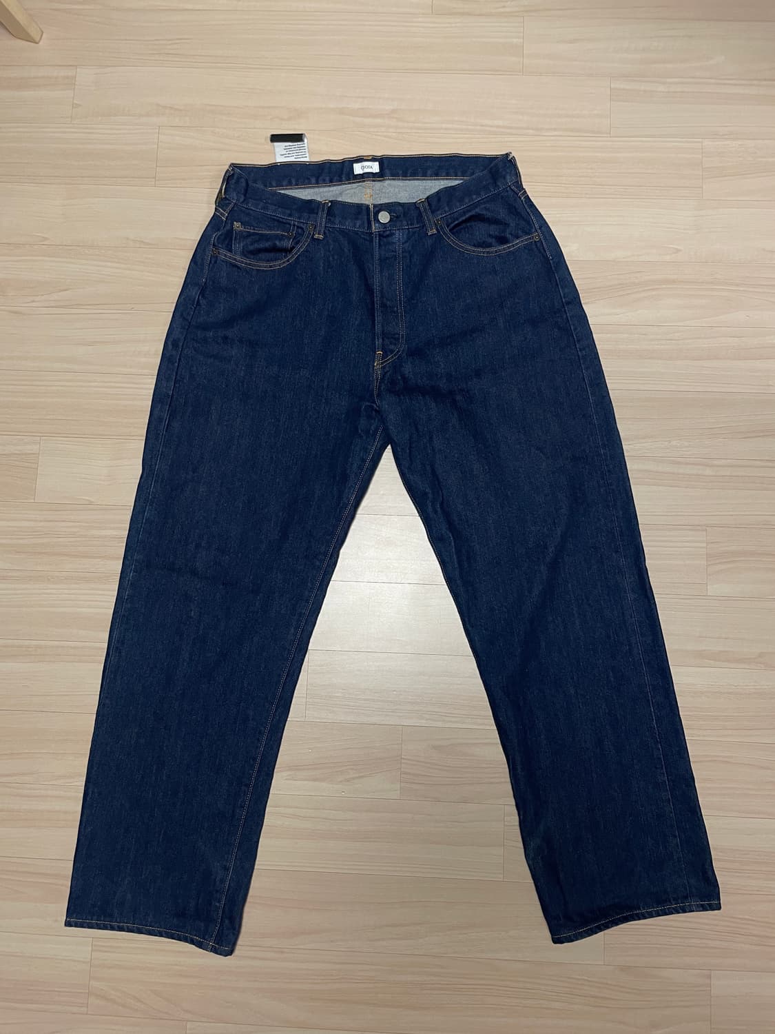 [34] 시오타 수빈 스트레이트 데님 팬츠 상품이미지1