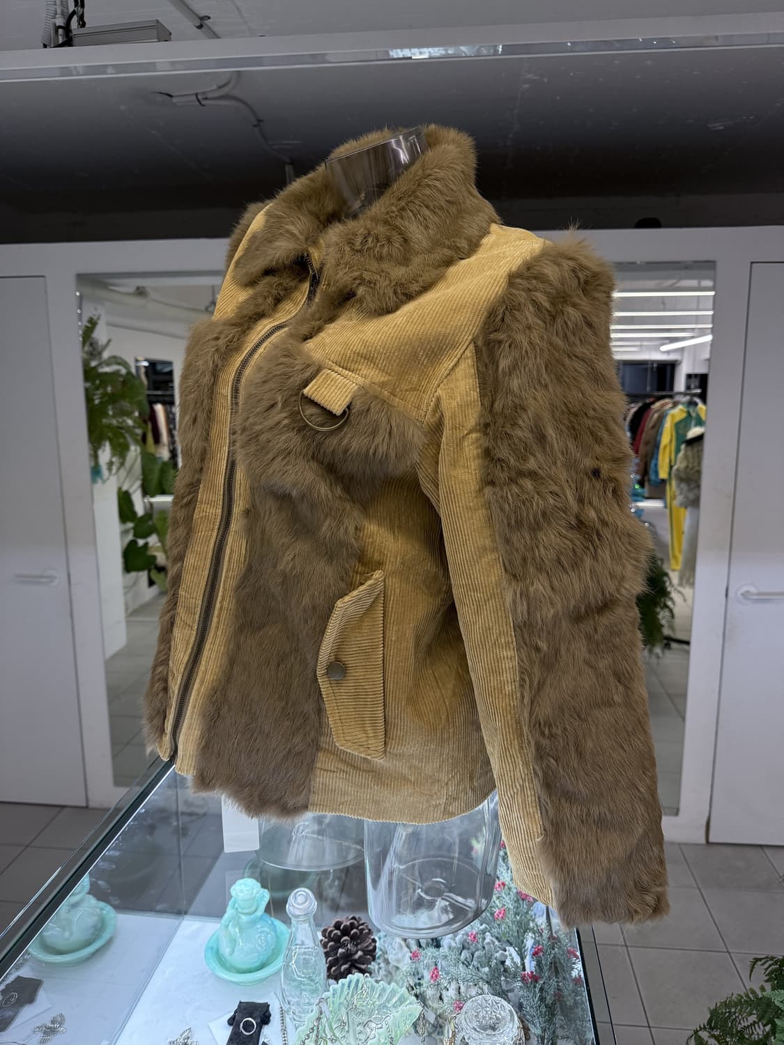 real fur trim corduroy zipup jacket 상품이미지3