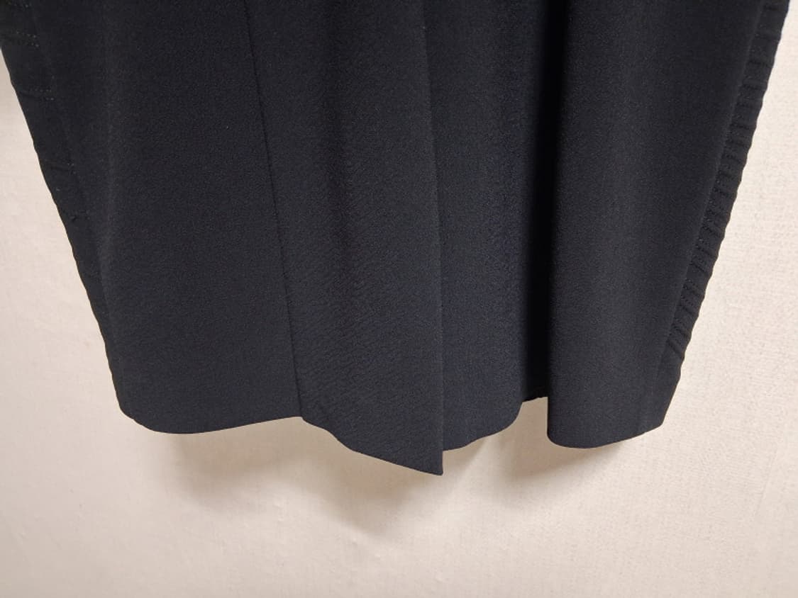 JICOTT 지코트 블랙 미디 원피스 스팽글 넥장식 55
국내  상품이미지8