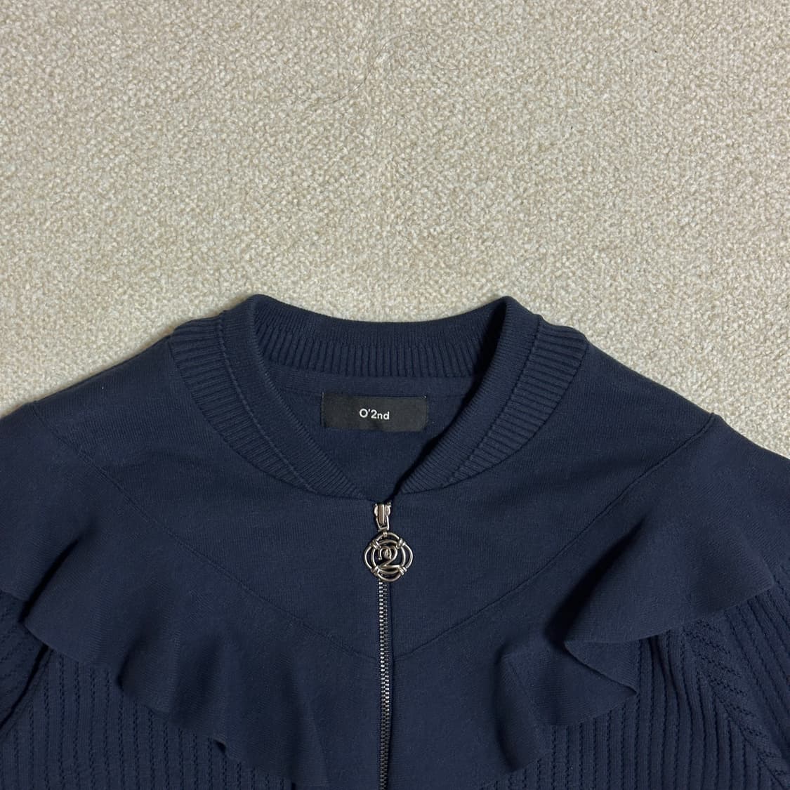 오즈세컨 프릴 컬러 라인 니트 집업 상품이미지5