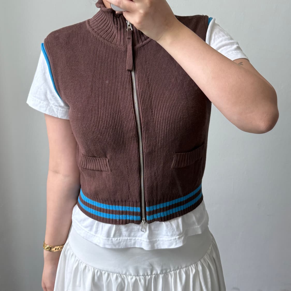 [S] 마뗑킴 브라운 니트 베스트 상품이미지1