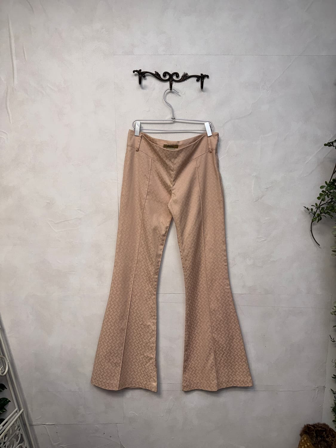 Baby pink oriental bootscut slacks 상품이미지1