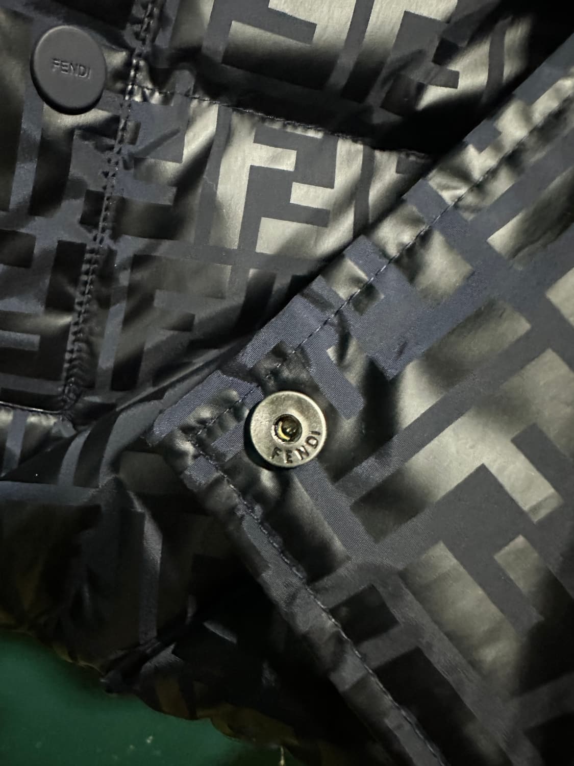 펜디 주카 리버시블 패딩 105 상품이미지9