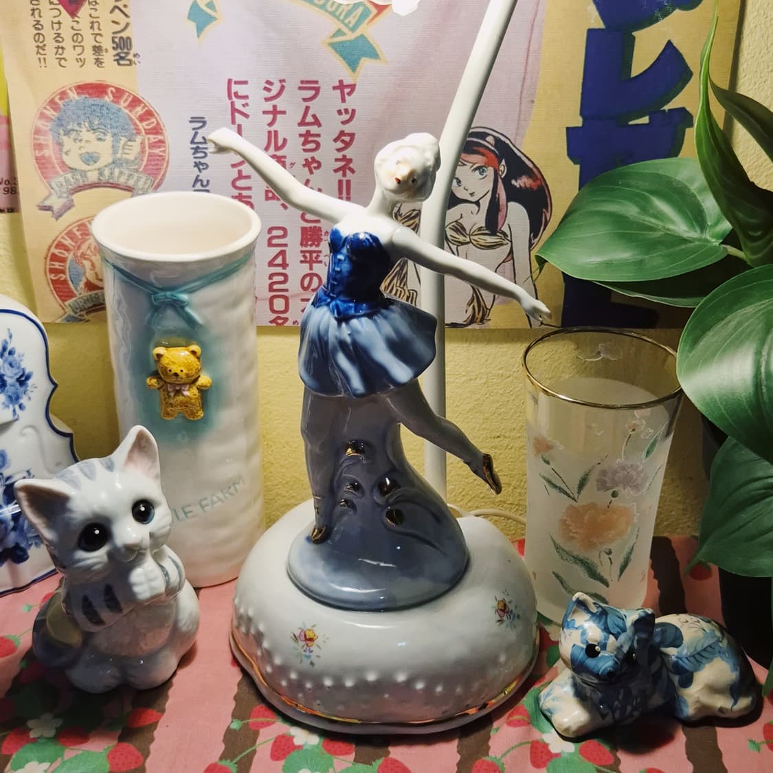 80s 카토 발레리나 플로랄 도자기 불투명 스탠드 상품이미지10