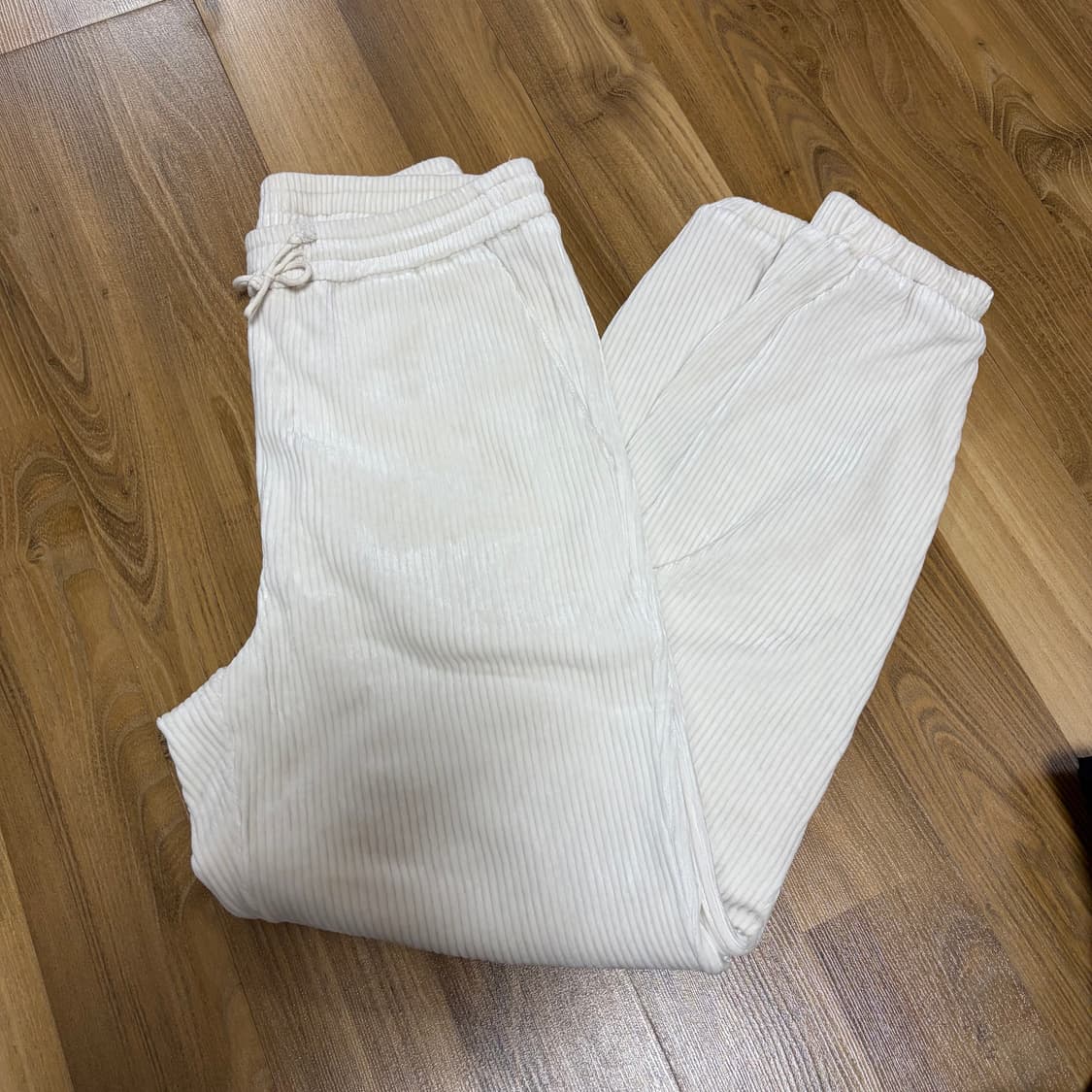 Amomento 아모멘토 코듀로이 조거 팬츠 아이보리 상품이미지2