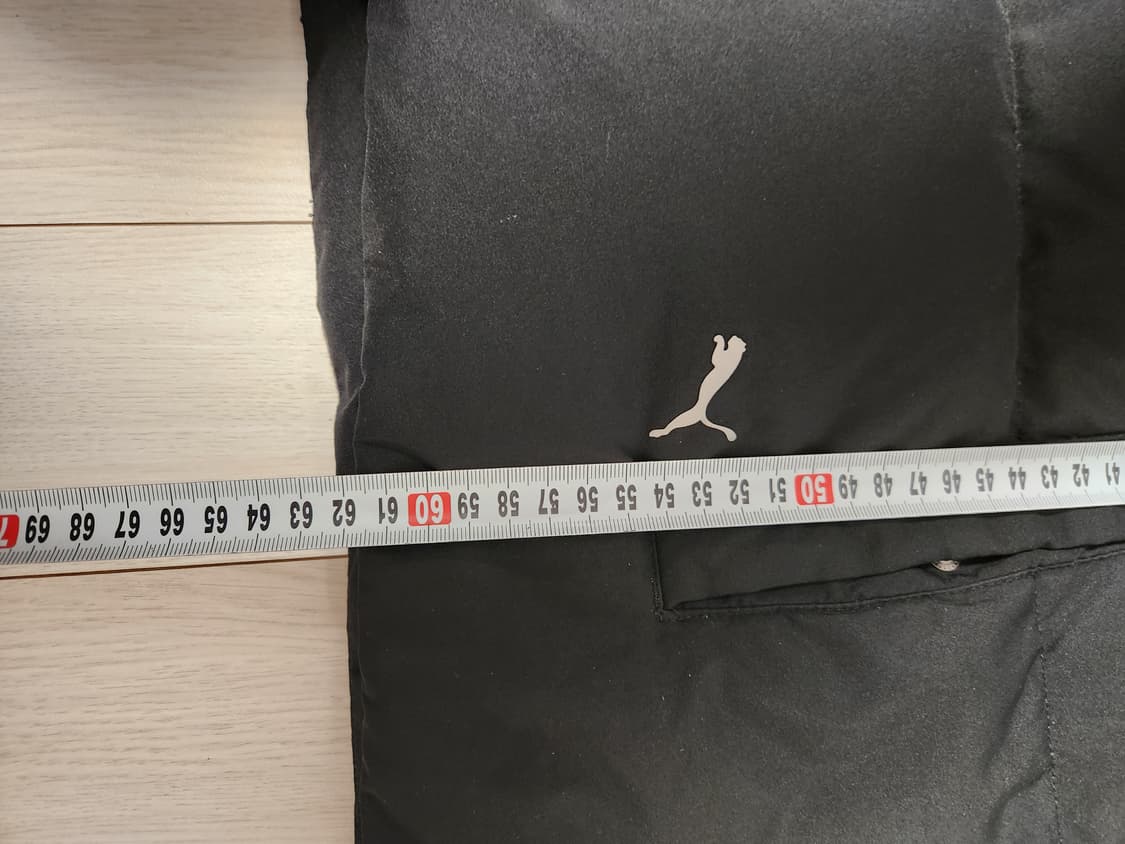 새상품급)푸마 다운 숏패딩 사이즈100(L) 상품이미지7