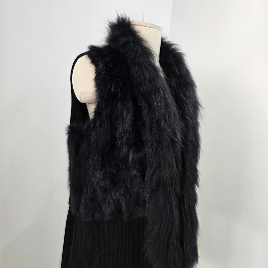 RES 블랙 라쿤퍼 카라 래빗퍼 롱베스트 상품이미지6