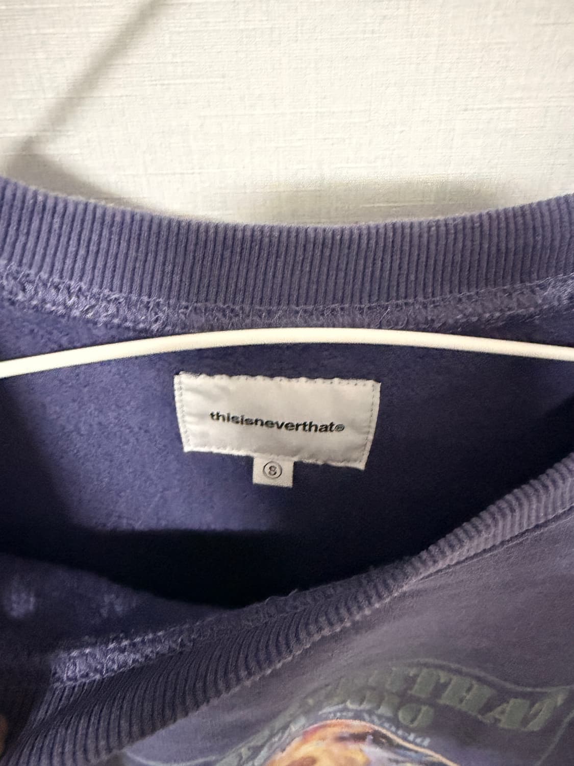 디스이즈네버뎃 바이올릿 맨투맨 상품이미지3