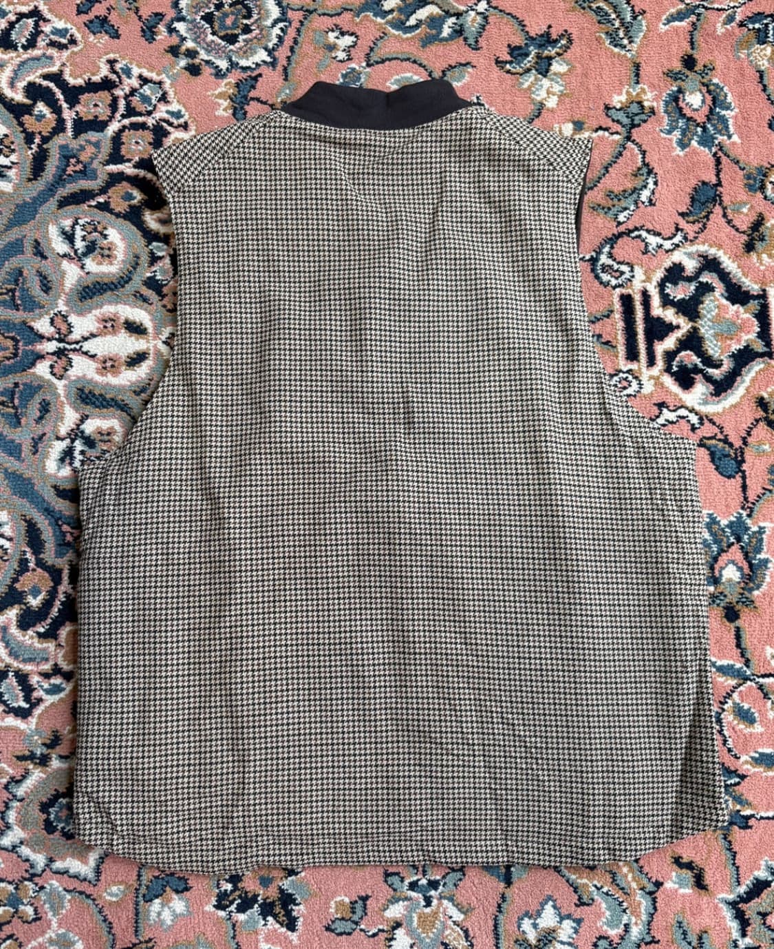 GU 하운드투스 리버시블 체크 패딩 베스트 상품이미지3