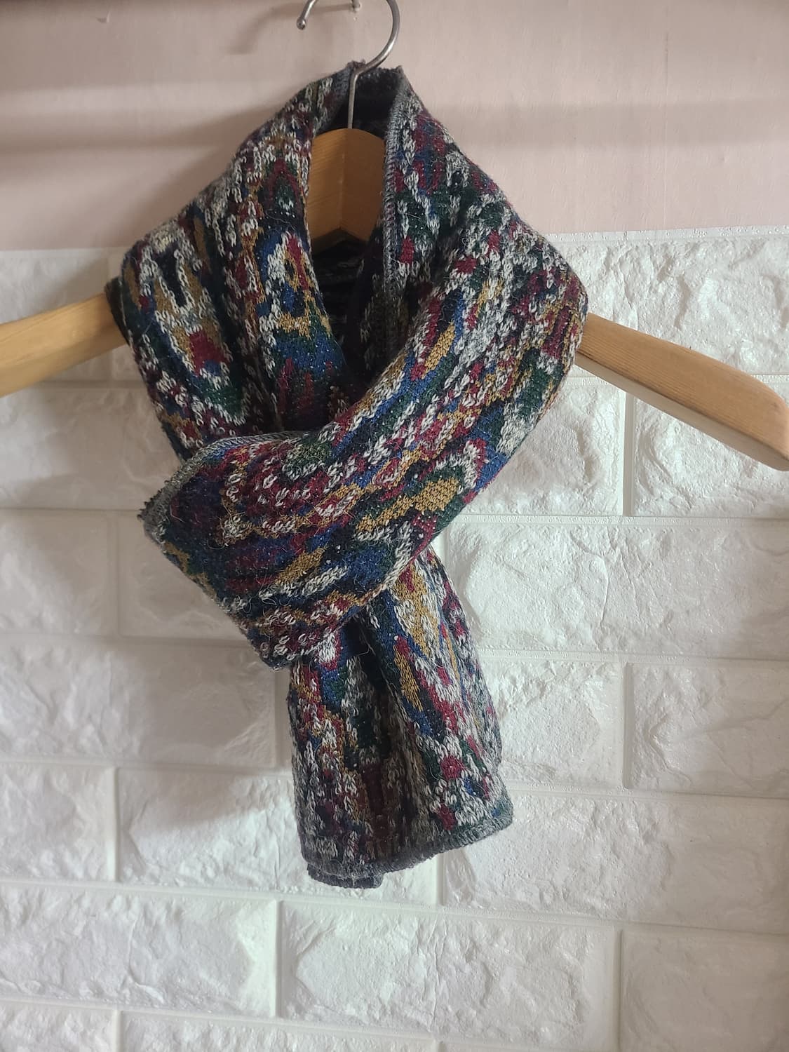 미쏘니 스포츠 패턴 니트 머플러 상품이미지1