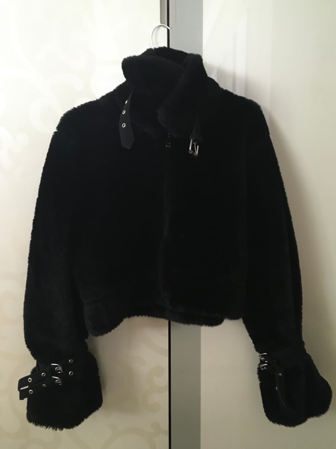 LAURENT Black Mustang 상품이미지1