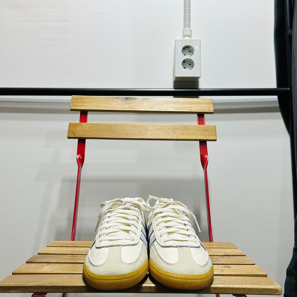 240) 아디다스  운동화 여성 여자 신발 스페지알 아이보리 블루 상품이미지2