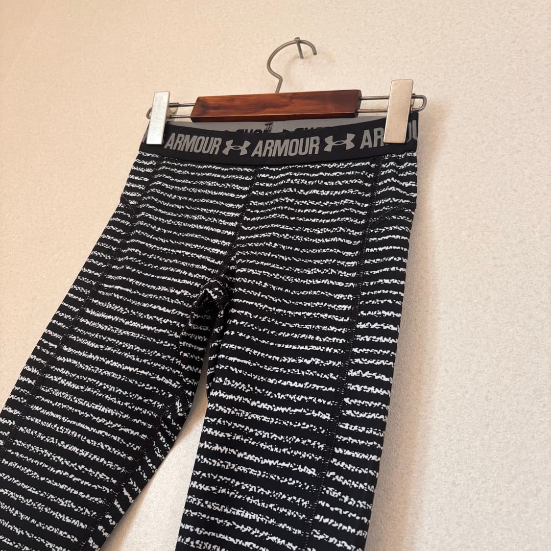 언더아머 여성 S 스포츠 레깅스 트레이닝 필라테스  상품이미지6